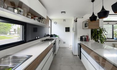 Casa en venta - Canning, Barrio Santa Inés