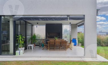 Casa en venta - Canning, Barrio Santa Inés