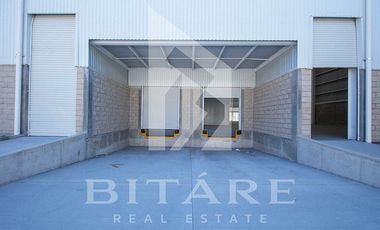 BODEGA EN VENTA FRENTE AL MERCADO DE ABASTOS