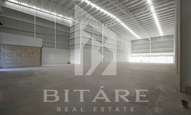 BODEGA EN VENTA FRENTE AL MERCADO DE ABASTOS
