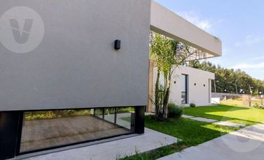 Casa en Lagos de Canning