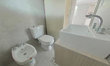 CASA EN VENTA A ESTRENAR BARRIO LAR DE DRUMMOND TRES DORMITORIOS CON TOUR VIRTUAL