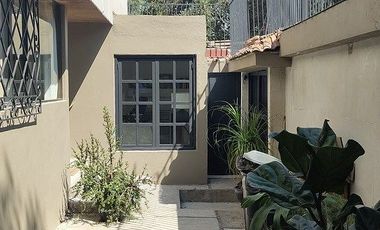 Casa en Lomas de Tecamachalco recién remodelada y ampliada