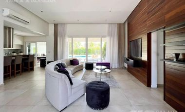 Casa en San Isidro Labrador alquiler 6 ambientes -