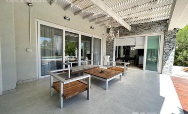 Casa en San Isidro Labrador alquiler 6 ambientes -