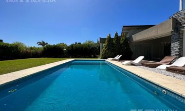 Casa en San Isidro Labrador alquiler 6 ambientes -