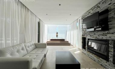 Casa en San Isidro Labrador alquiler 6 ambientes -