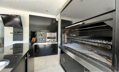 Casa en San Isidro Labrador alquiler 6 ambientes -