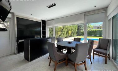 Casa en San Isidro Labrador alquiler 6 ambientes -