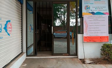 EN RENTA CONSULTORIOS U OFICINAS EDIFICIO DE ESPECIALIDADES MÉDICAS $2,499