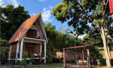 2 Casas  EN ALQUILER EN ZONA TRANQUILA Y CON NATURALEZA