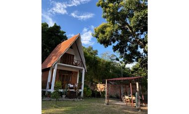 2 Casas  EN ALQUILER EN ZONA TRANQUILA Y CON NATURALEZA