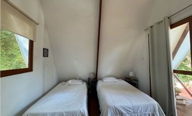 2 Casas  EN ALQUILER EN ZONA TRANQUILA Y CON NATURALEZA
