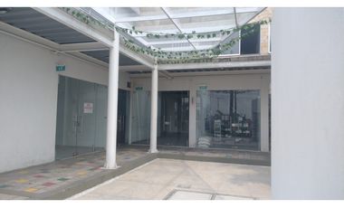 LOCAL EN VENTA EN BALCONES PLAZA RESTREPO