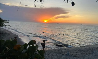 Aparta suite para arrendar en primera linea playa bello horizonte 005