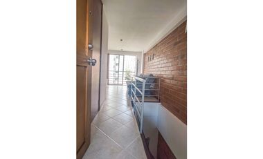 Arriendo apartamento AMOBLADO duplex, la aguacatala, Medellín