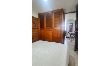 Arriendo apartamento AMOBLADO duplex, la aguacatala, Medellín
