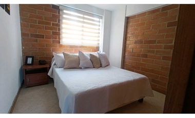 Arriendo apartamento AMOBLADO duplex, la aguacatala, Medellín