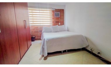Arriendo apartamento AMOBLADO duplex, la aguacatala, Medellín