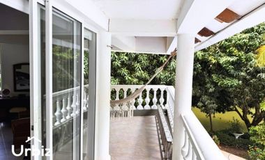 Vendo Casa de 297 m² en lote de 577 m² en La Estancia, Melgar, Tolima