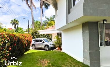Vendo Casa de 297 m² en lote de 577 m² en La Estancia, Melgar, Tolima