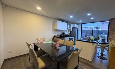 Vendo casa en camino de la floresta