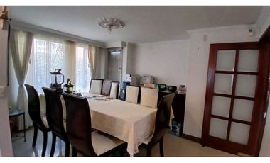 ARRIENDO  ESPETACULAR  CASA UNIFAMILIAR  EN CHIA.