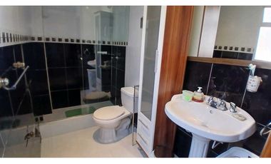 ARRIENDO  ESPETACULAR  CASA UNIFAMILIAR  EN CHIA.