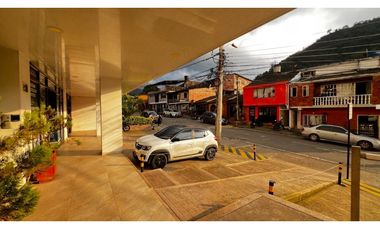 ARRIENDO LOCAL EN LA VEGA