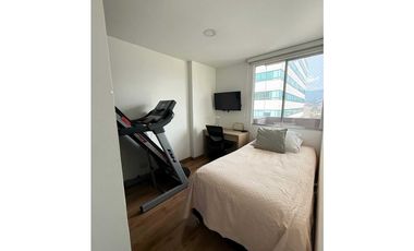 VENTA DE APARTAMENTO EN CIUDAD DEL RIO, PISO ALTO.