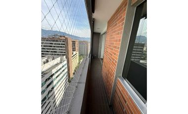 VENTA DE APARTAMENTO EN CIUDAD DEL RIO, PISO ALTO.