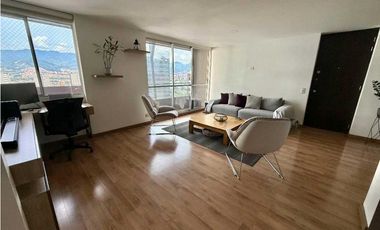 VENTA DE APARTAMENTO EN CIUDAD DEL RIO, PISO ALTO.