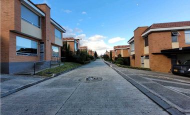 Venta Casa Alcaparros Bosque Residencial