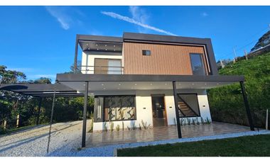 casa campestre en venta Carmen de viboral SBO