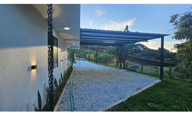 casa campestre en venta Carmen de viboral SBO