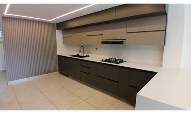 Casa en Arriendo o Venta Los Balsos Medellín