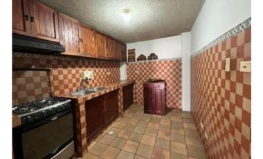 VENDO APARTAMENTOS CON LOCAL COMERCIAL CRA 6 IPIALES