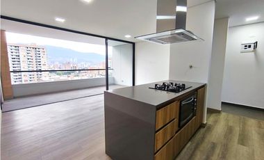 Apartamento Para Estrenar en Arriendo en Los Colores, Medellín
