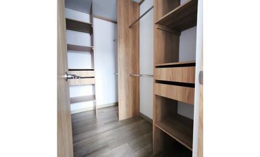 Apartamento Para Estrenar en Arriendo en Los Colores, Medellín