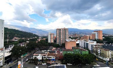 Apartamento Para Estrenar en Arriendo en Los Colores, Medellín