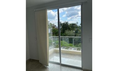 VENTA DE CASA EN CONJUNTO CERRADO SECTOR AVENIDA CENTENARIO ARMENIA