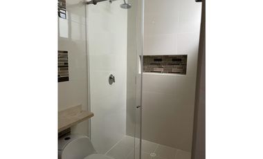 VENTA DE CASA EN CONJUNTO CERRADO SECTOR AVENIDA CENTENARIO ARMENIA