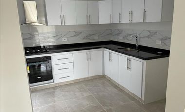 VENTA DE CASA EN CONJUNTO CERRADO SECTOR AVENIDA CENTENARIO ARMENIA