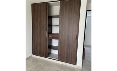 VENTA DE CASA EN CONJUNTO CERRADO SECTOR AVENIDA CENTENARIO ARMENIA