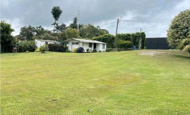 CASA CAMPESTRE PARA LA VENTA K7 RIO NEGRO AL CARMEN DE VIBORAL