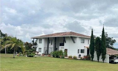 CASA CAMPESTRE PARA LA VENTA K7 RIO NEGRO AL CARMEN DE VIBORAL