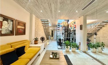 VENDO HERMOSA CASA COLONIAL EN CARTAGENA PARA INVERSIÓN EN GETSEMANI