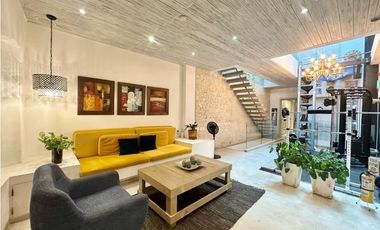 VENDO HERMOSA CASA COLONIAL EN CARTAGENA PARA INVERSIÓN EN GETSEMANI