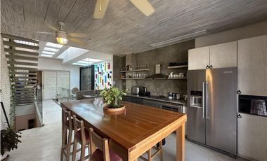 VENDO HERMOSA CASA COLONIAL EN CARTAGENA PARA INVERSIÓN EN GETSEMANI