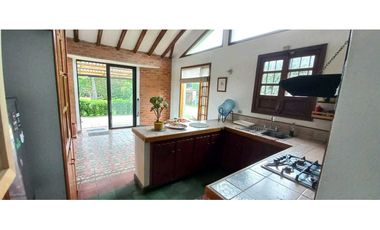 CASA CAMPESTRE EN ARRIENDO EN COTA $3.000.000